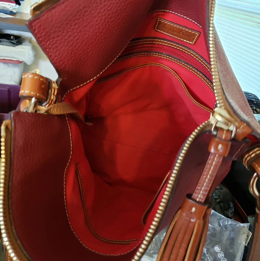 Authentic Dooney & Bourke Genuine Pebbled Leather Large Crossbody Bag Tote - Picture 16 of 16